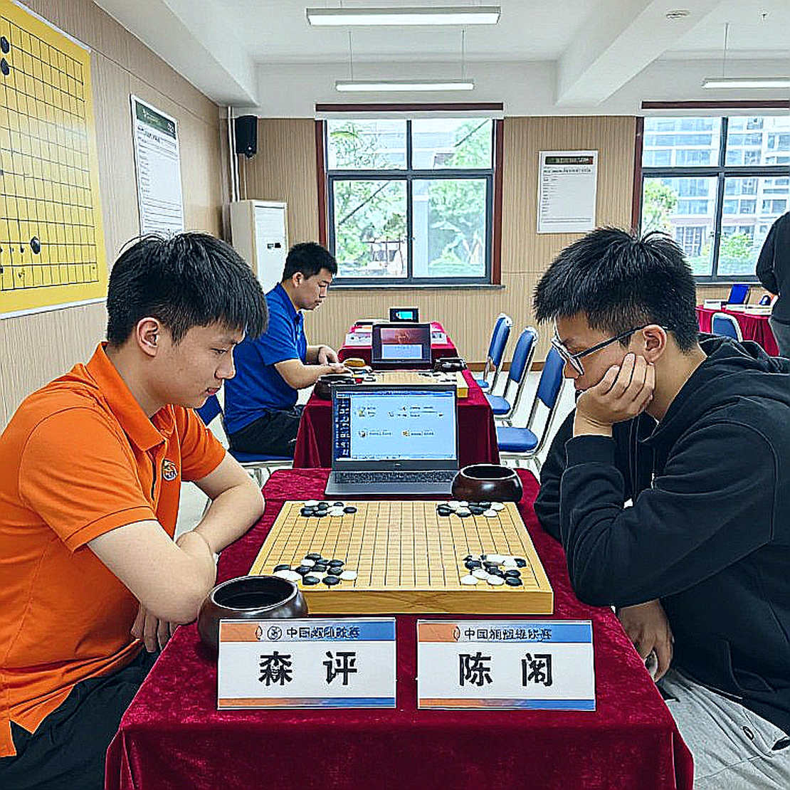 27 मिनिएचर, 10 ओपनिंग आर्टिकल और दो खाली कॉलम: ChessBase Magazine #225 की असली बैलेंस शीट
